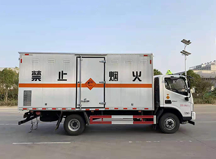 通城爆破器材运输车